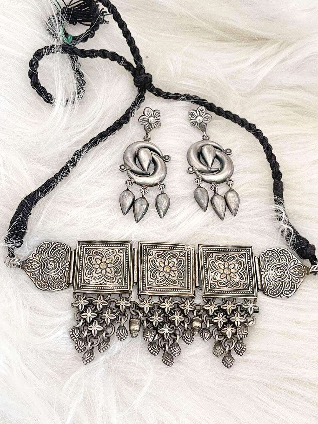 Ishhaara Tribal German Silver Vintage Choker