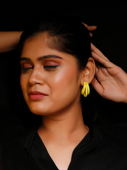 Ishhaara Triple Hoop Earrings Yellow