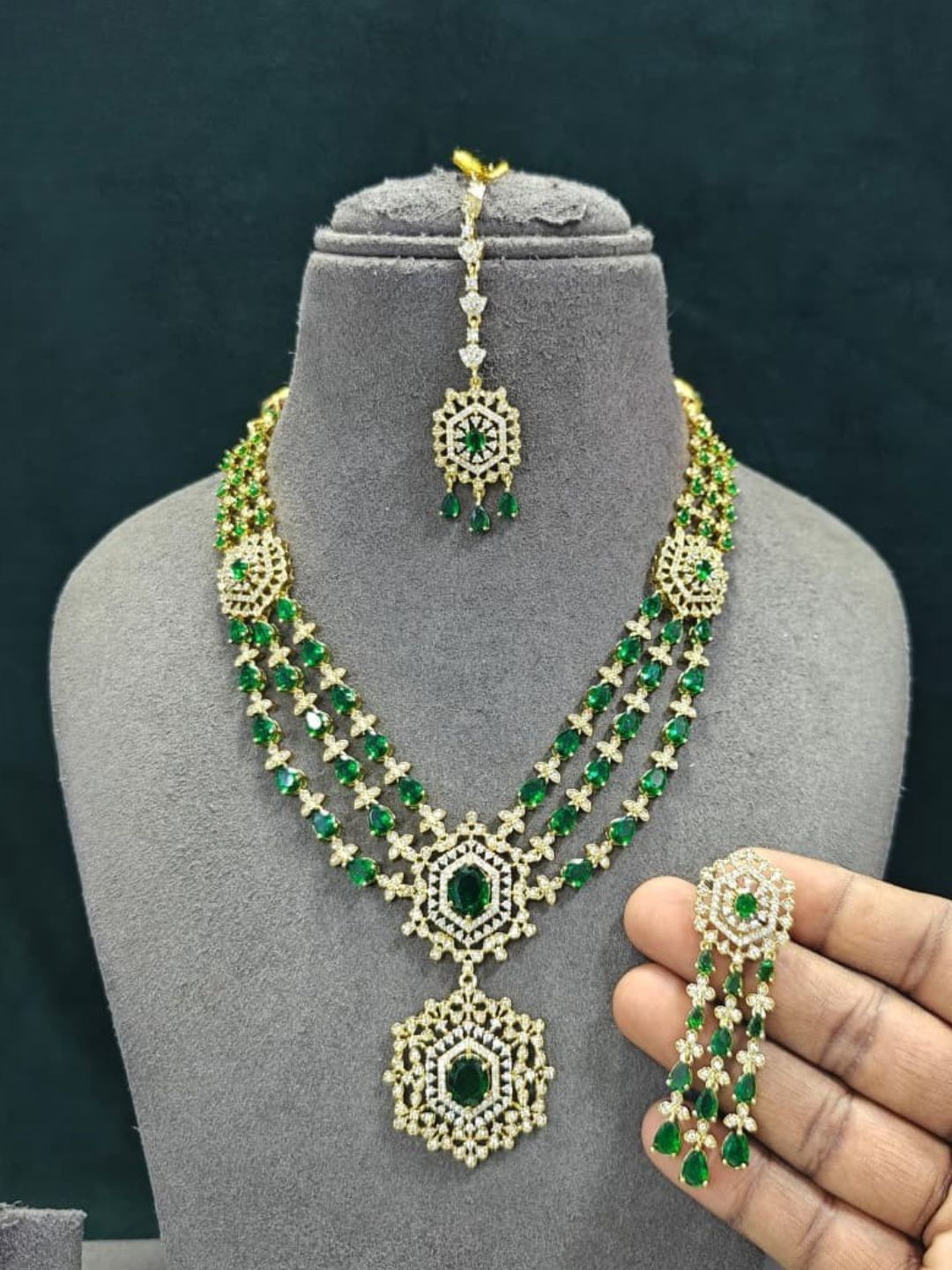 Ishhaara Triple Layer Emerald Polki Necklace
