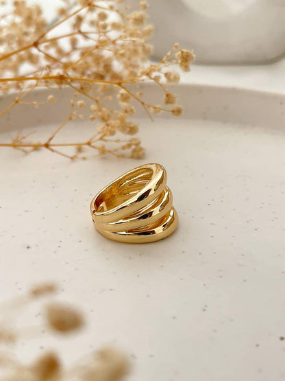 Ishhaara Triplet Dome Ring