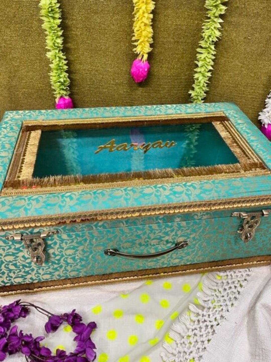 Ishhaara Trousseau Trunk Or Lehenga Box