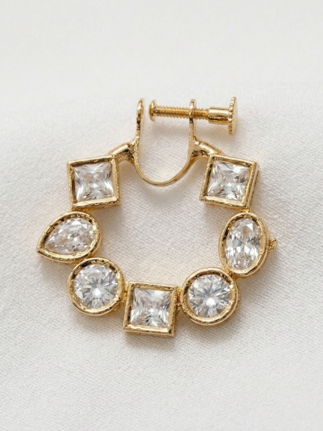 Ishhaara Twinkling Bejeweled Nosepins