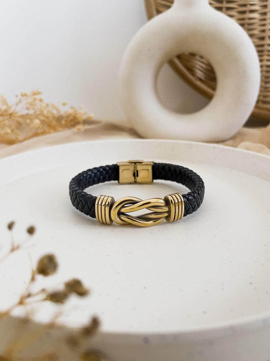 Ishhaara Twisted Gold Mens Bracelet