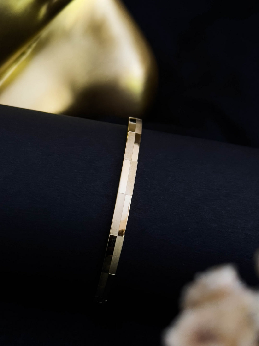 Ishhaara Twister Gold Luxuries Kada Bracelet