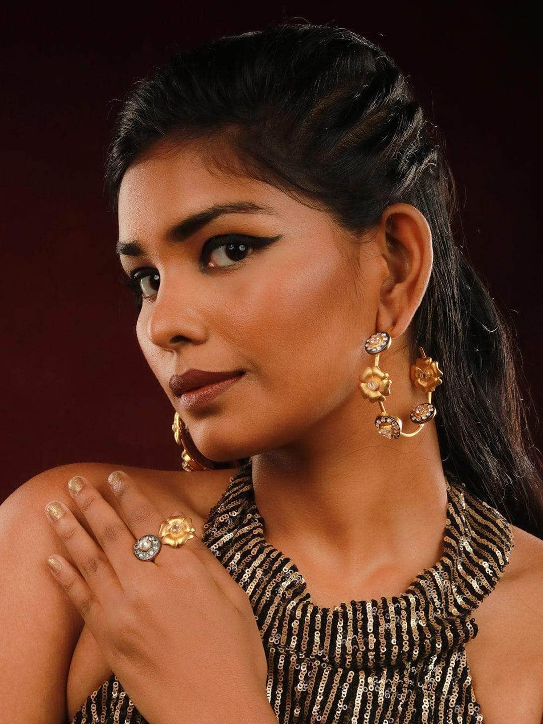 Ishhaara Two Tonned Flower Diamond Hoop Earring And Ring