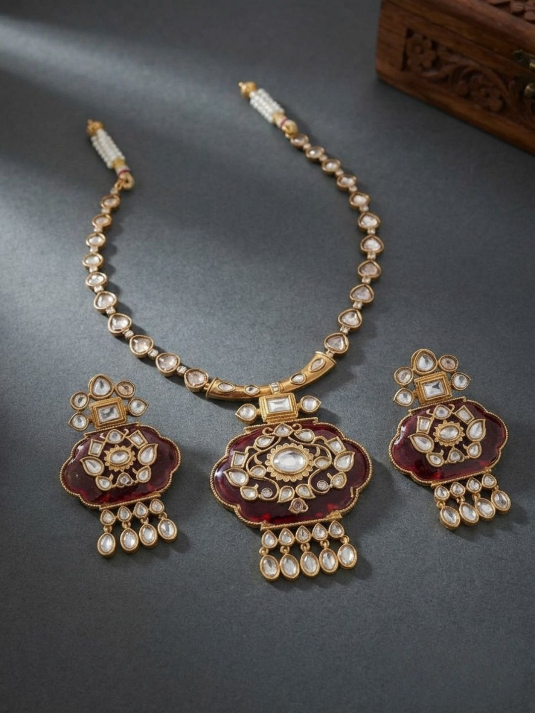 Ishhaara Uncut Kundan Necklace Set