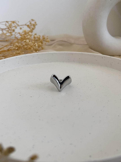 Ishhaara V Signet Ring