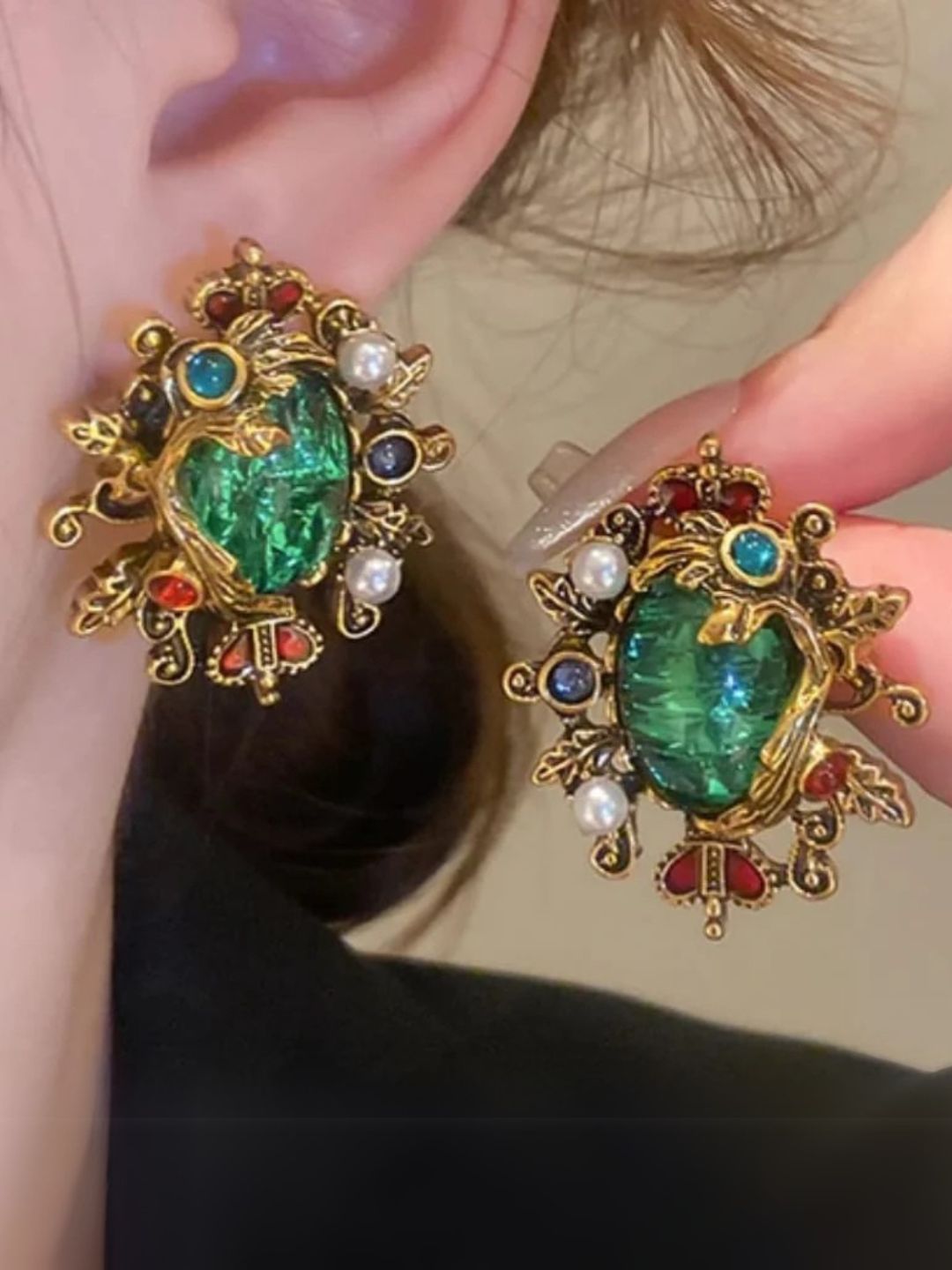 Ishhaara Veridian Majesty Earring