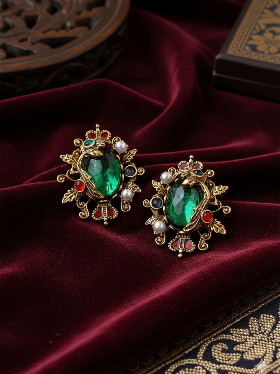 Ishhaara Veridian Majesty Earring