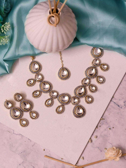 Ishhaara Victorian Ad Polki Kundan Necklace Set