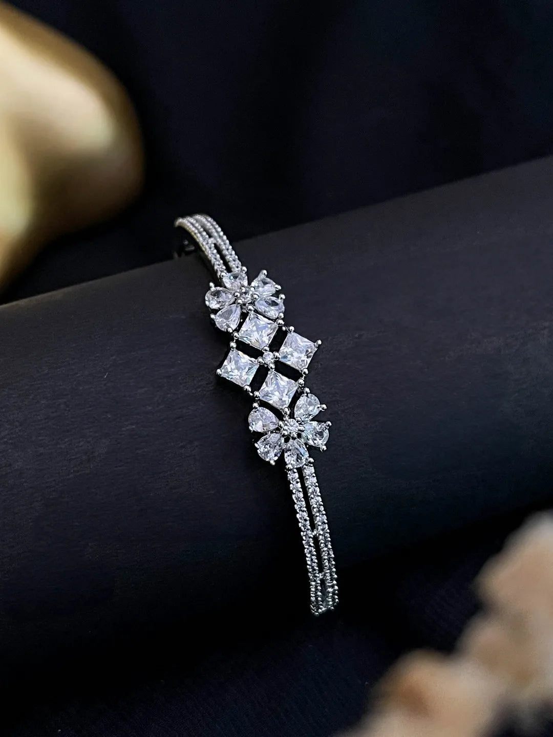 Ishhaara Victorian Cubic Zirconia Bracelet