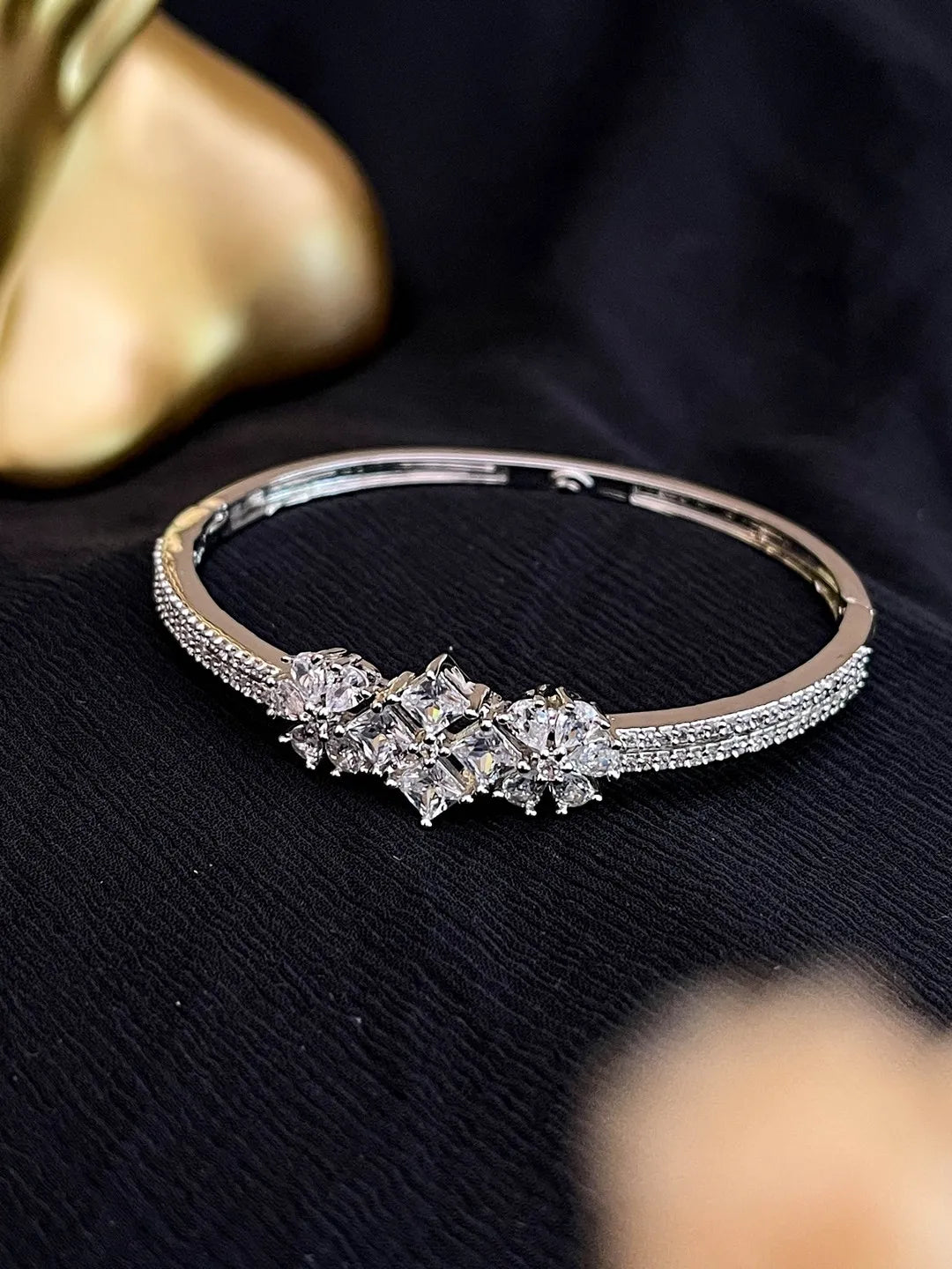 Ishhaara Victorian Cubic Zirconia Bracelet