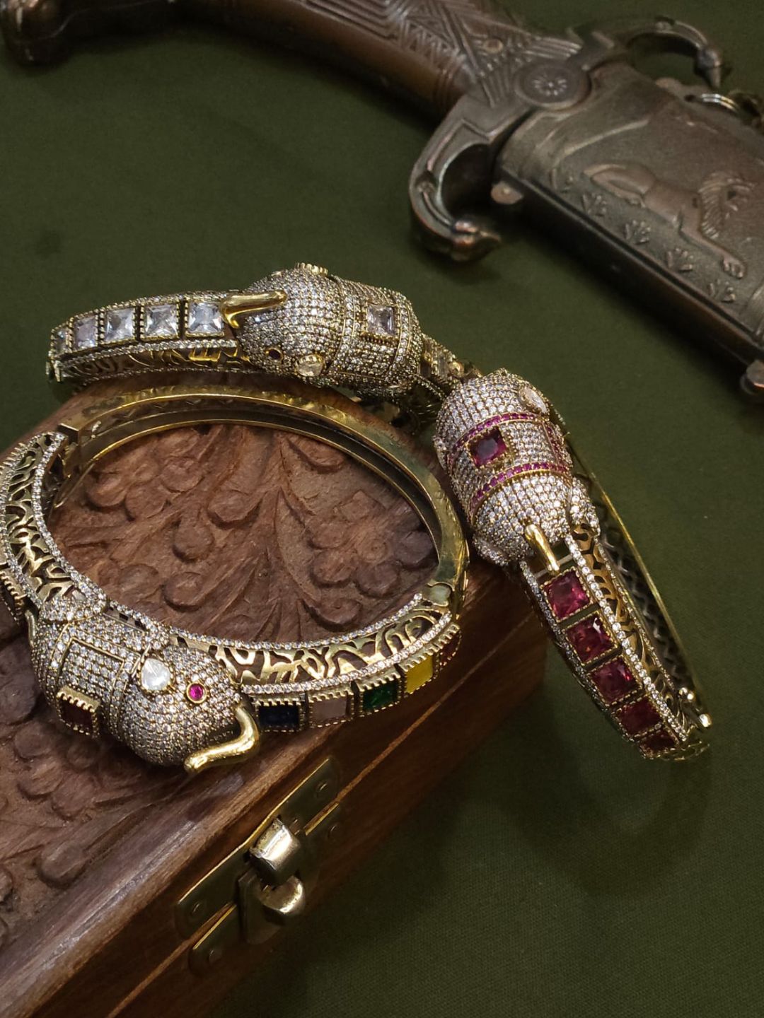 Ishhaara Victorian Elephant Openable Bangles