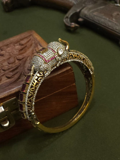 Ishhaara Victorian Elephant Openable Bangles