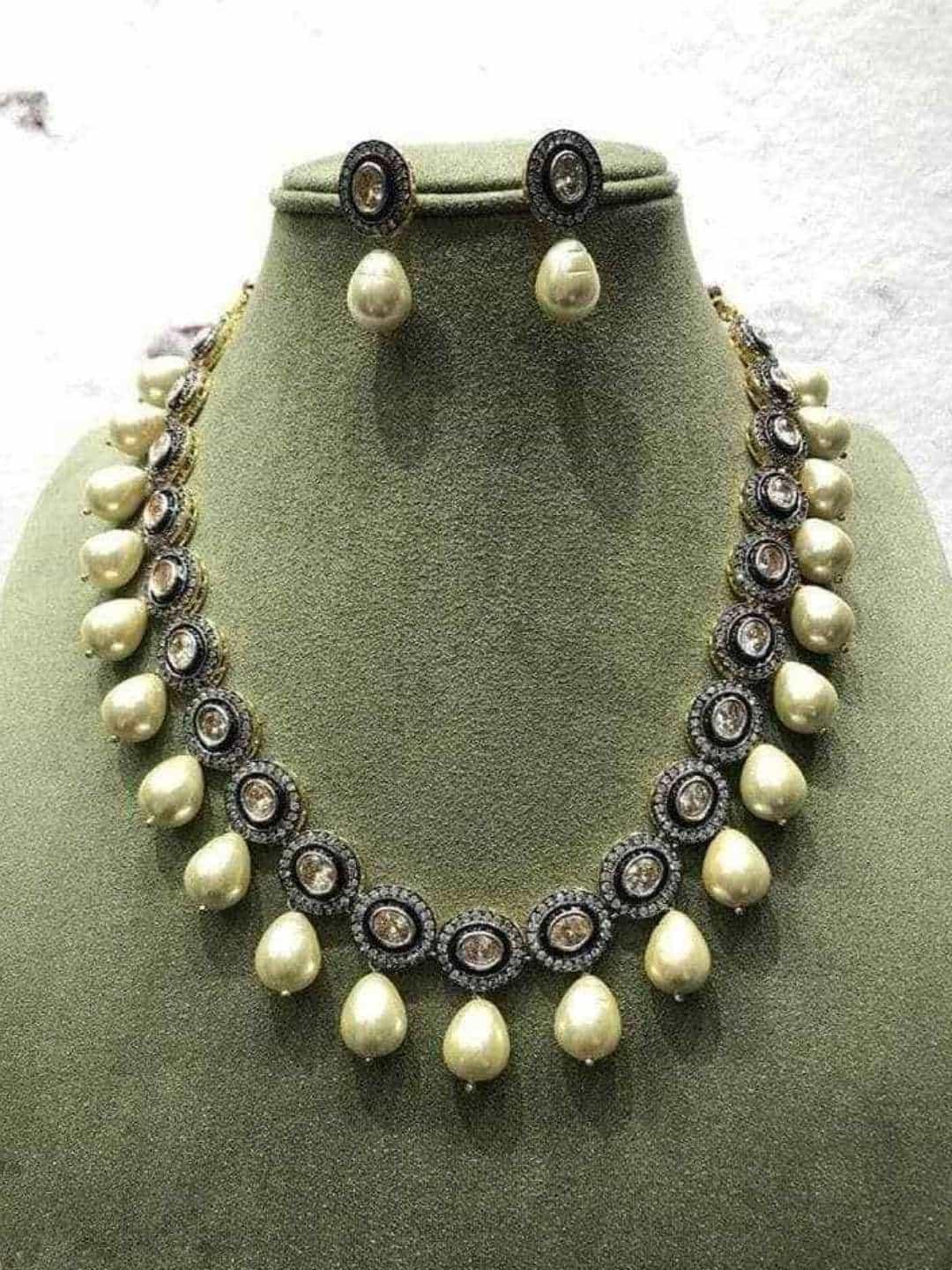 Ishhaara Victorian Polki Pearl Necklace