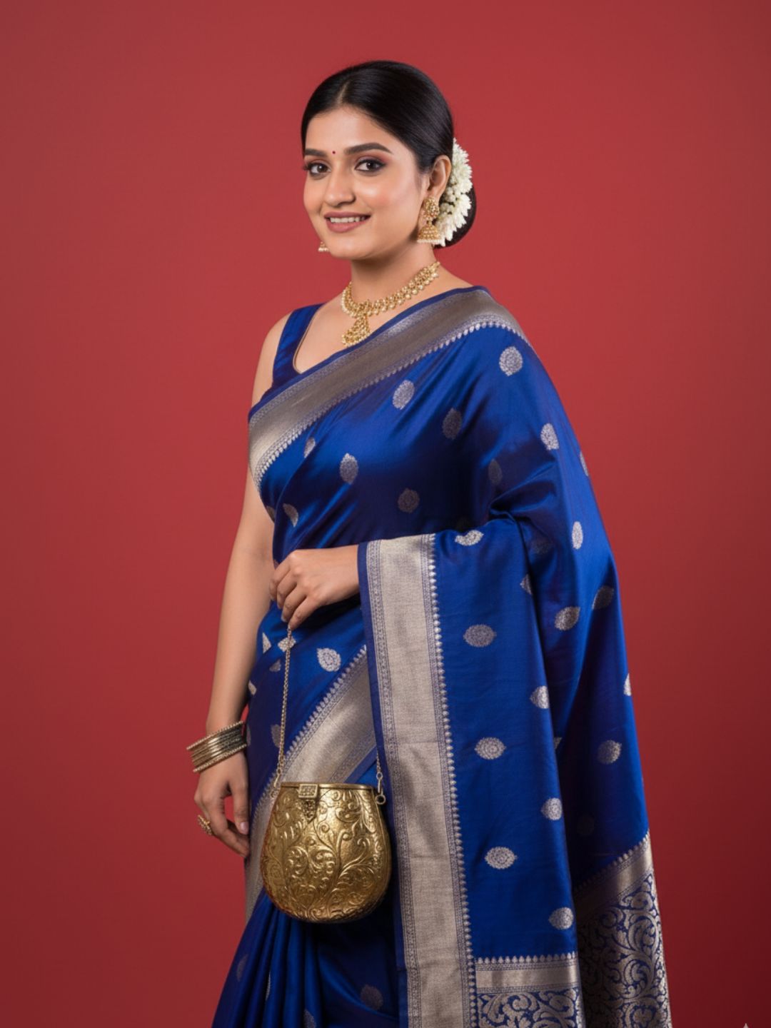 Ishhaara Vintage Brass Bucket Bag