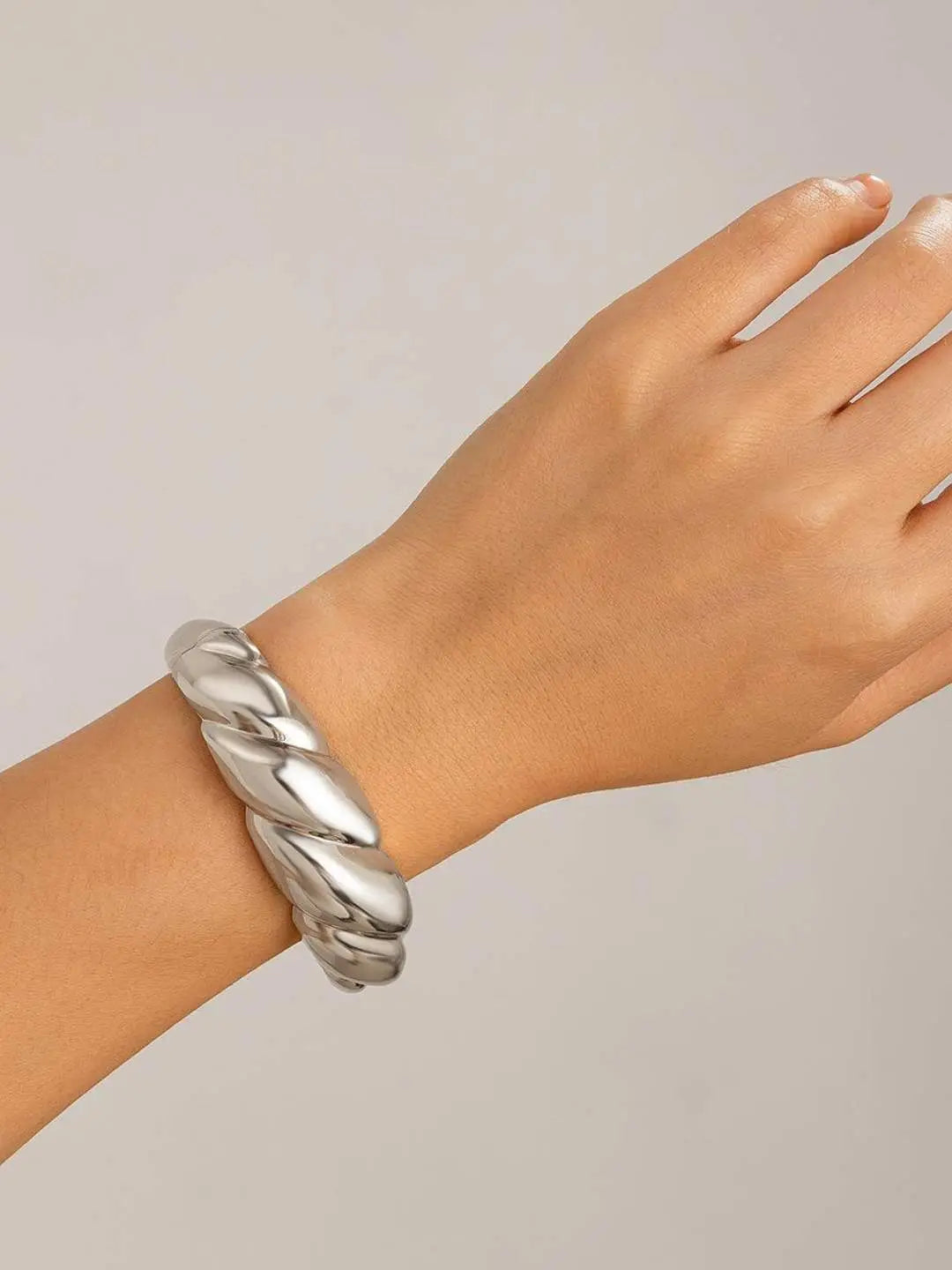 Ishhaara Vintage Chunky Silver Bangle Cuff