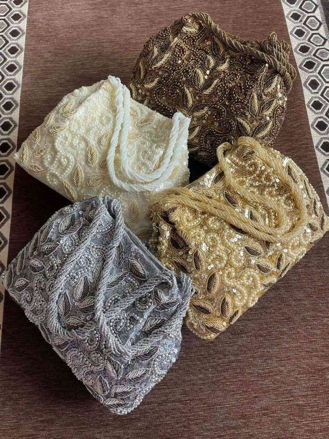 Ishhaara Vintage Floral Beaded Clutch Bag