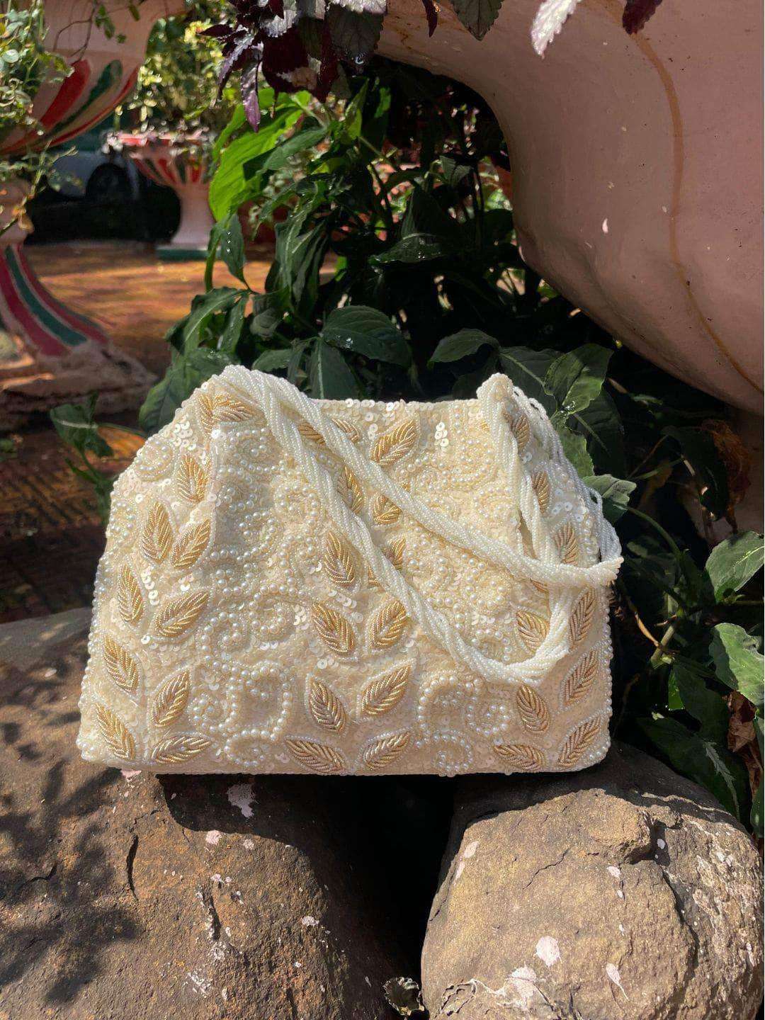 Ishhaara Vintage Floral Beaded Clutch Bag