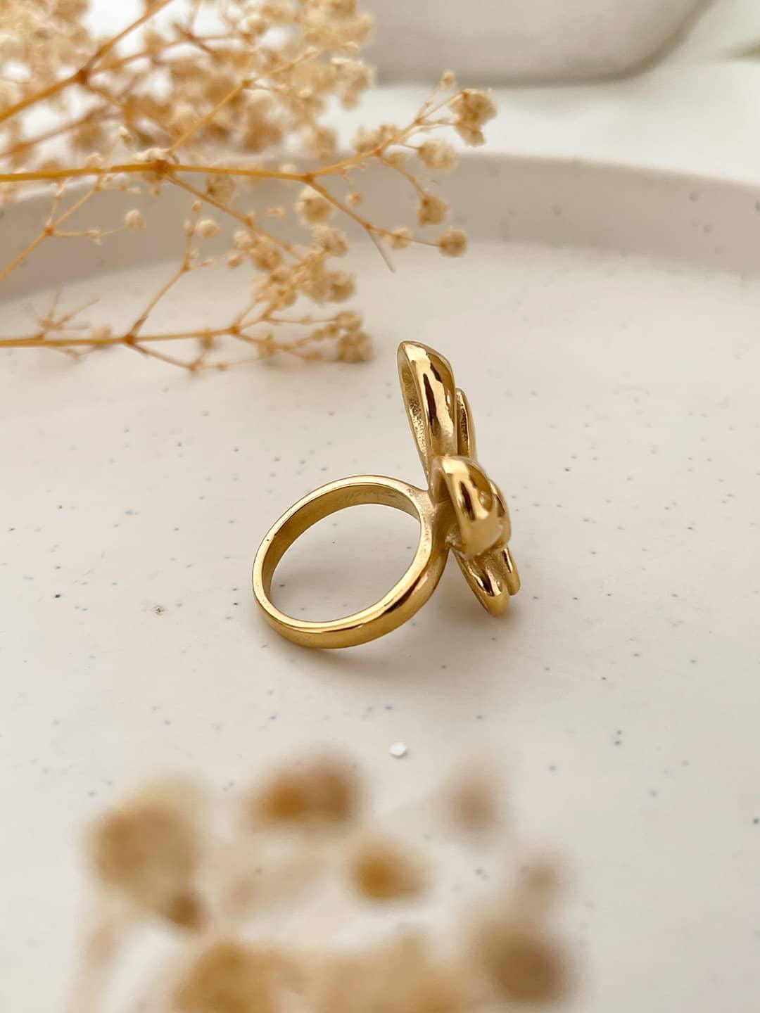 Ishhaara Vintage Gold Butterfly Ring 