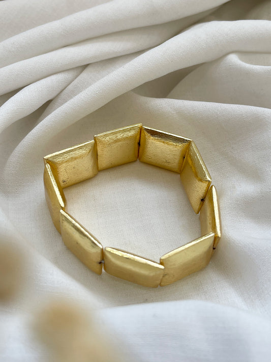 Ishhaara Vintage Gold Tone Square Bracelet
