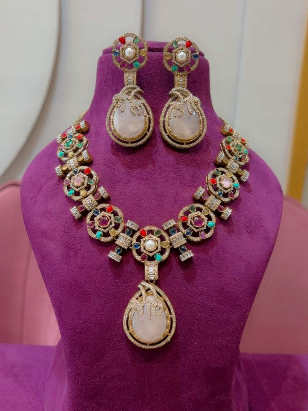 Ishhaara Vintage Inspired Necklace