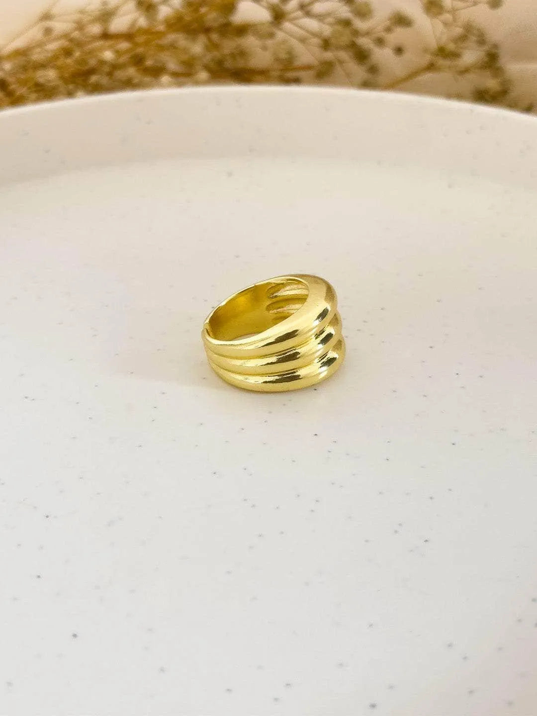 Ishhaara Vintage Metallic Three Layer Closed Ring