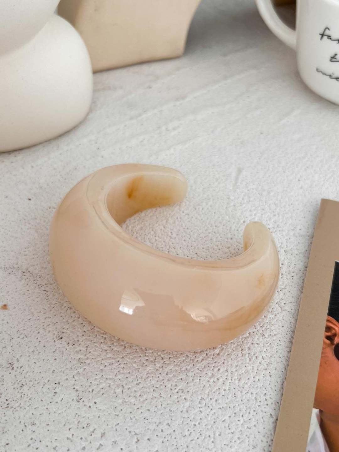 Ishhaara Vintage Peach Clamper Bracelet
