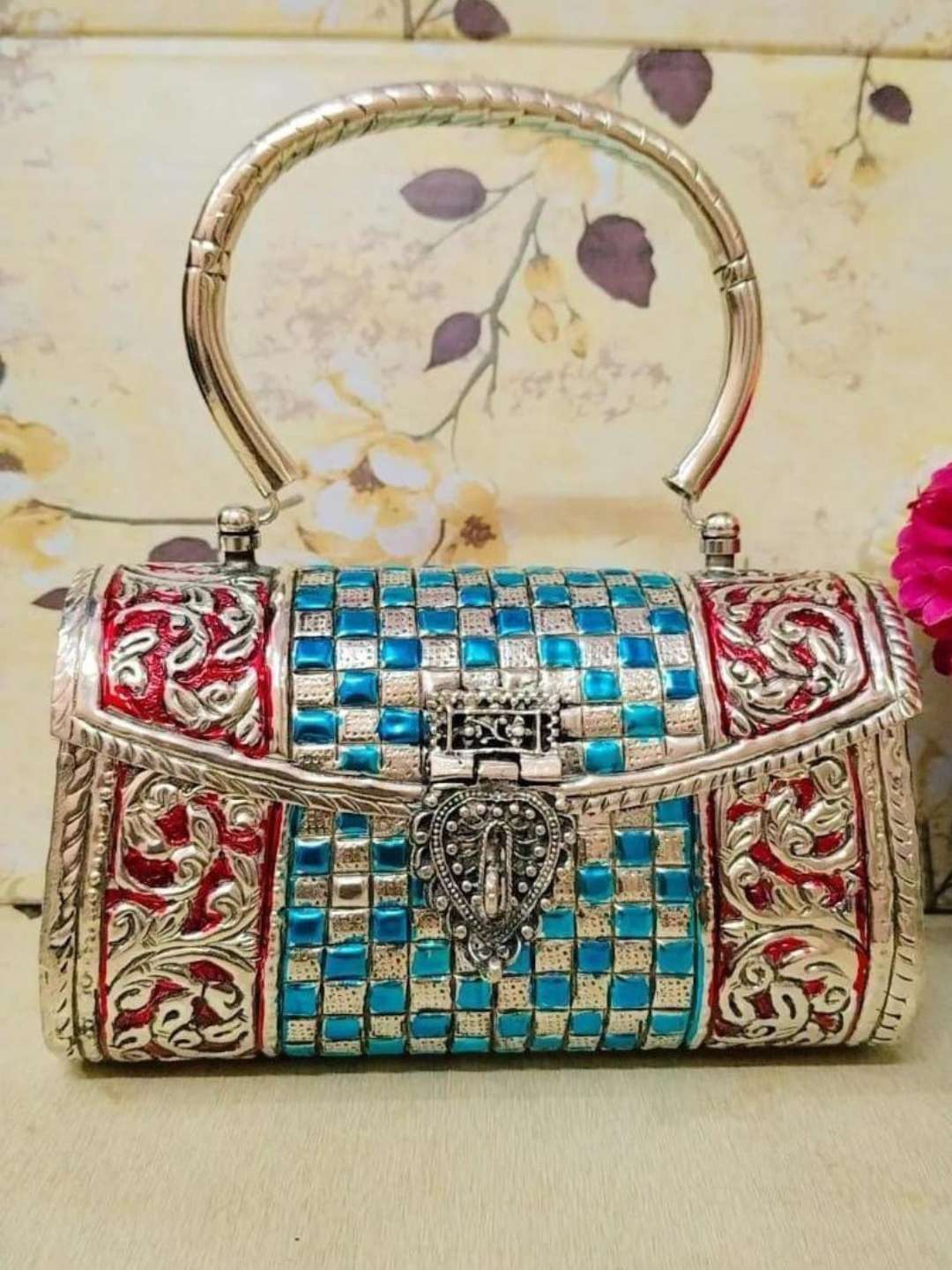 Ishhaara Vintage Style Meenakari Silver Clutch