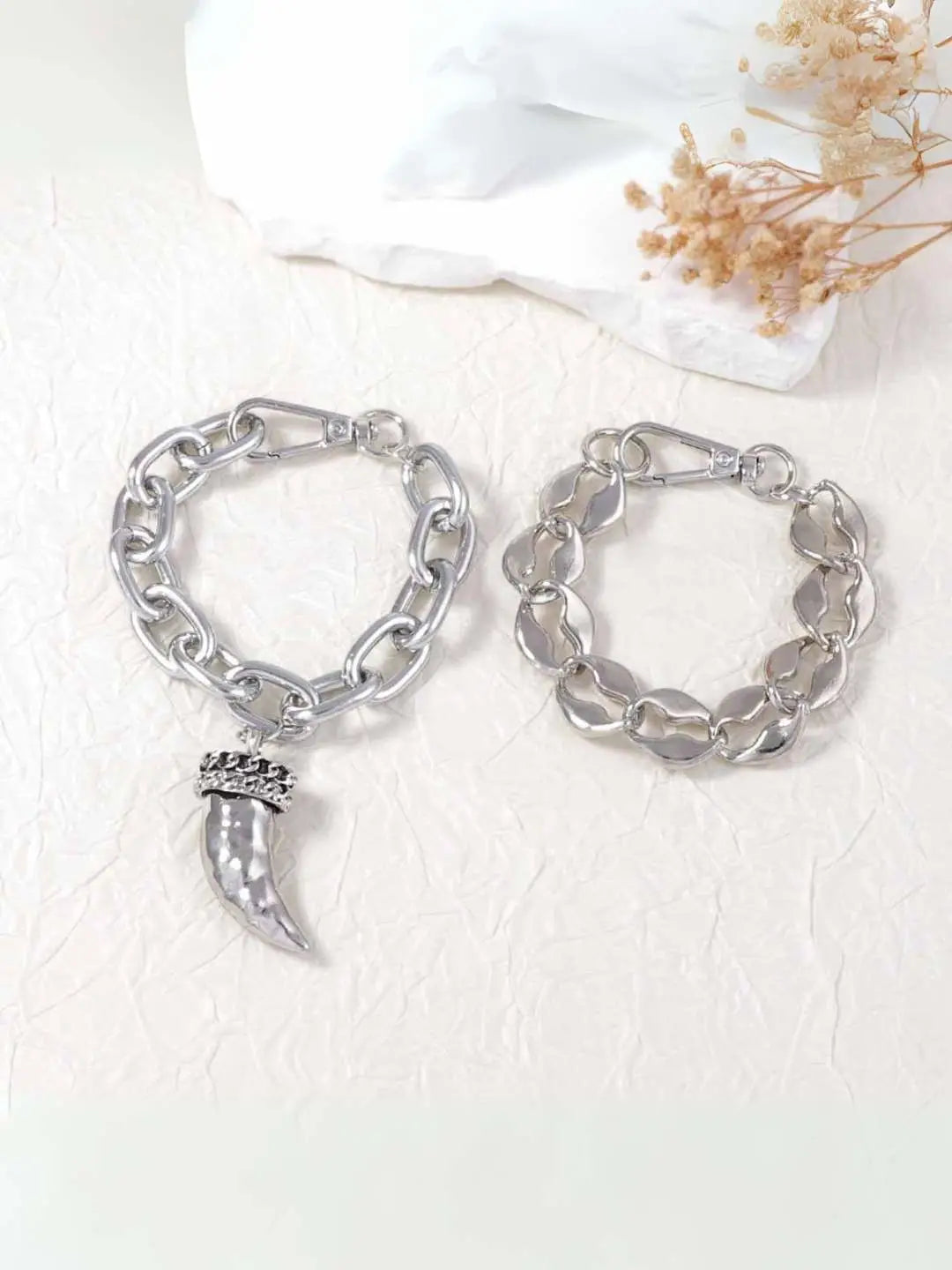 Ishhaara Vintage Textured Oval Link Stainless Steel Chain And Bracelet Combo