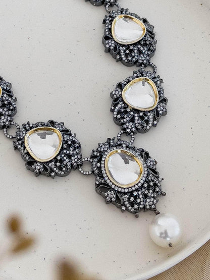 Ishhaara Vintage Treasure Necklace