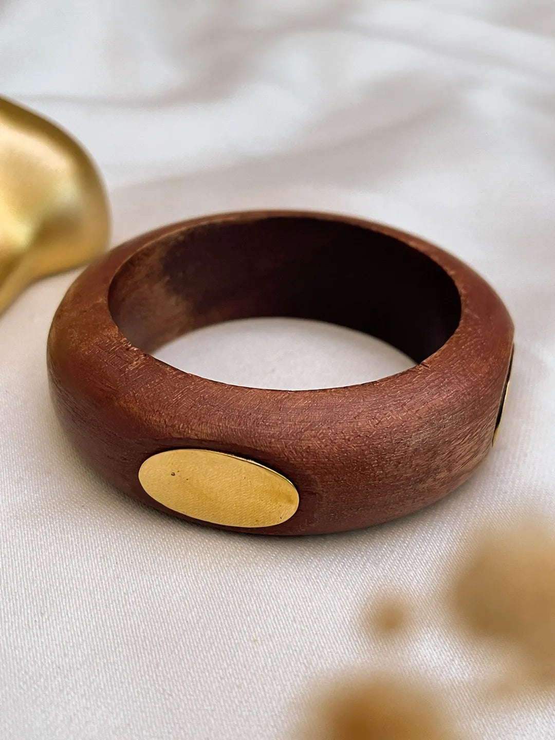 Ishhaara Vintage Wood And Brass Bangle Bracelet