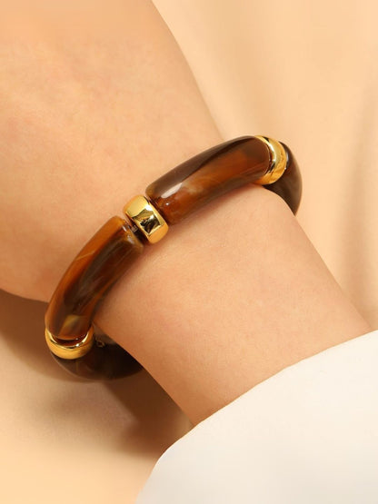 Ishhaara Viral Gold And Resin Bracelet