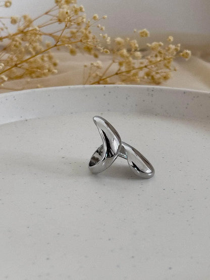 Ishhaara Water Drop Shaped Doublet Rings