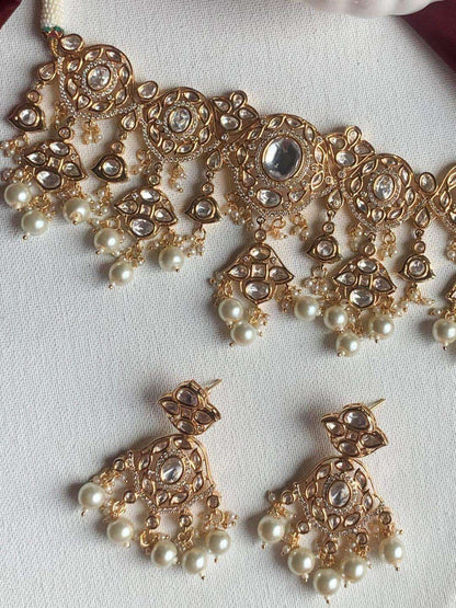 Ishhaara White And Gold Pearls Choker Set