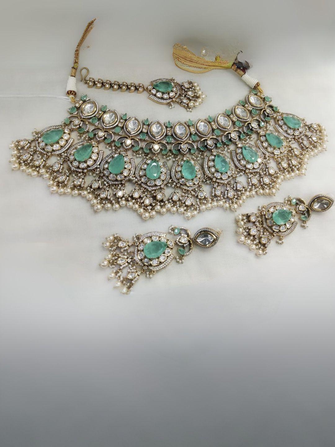 Ishhaara White Antique Polki Kundan Necklace