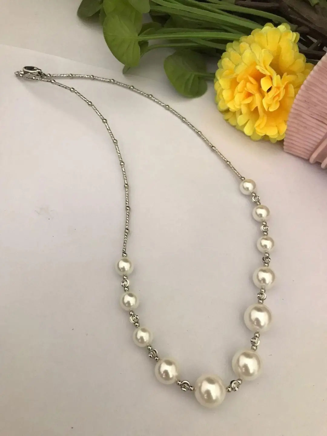 Ishhaara White Beaded Contemporary Necklace
