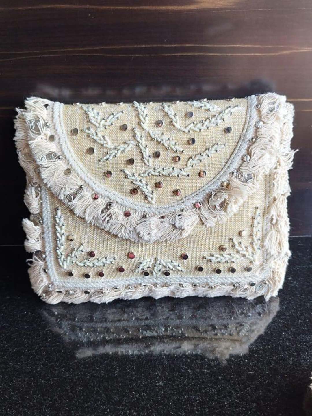 Ishhaara White Boho Jute Bags With Sling Chains