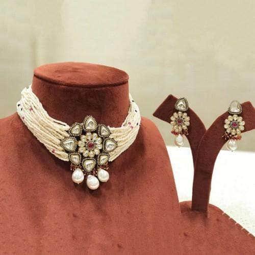 Ishhaara Diamond Shape Moti Pendant Choker Set