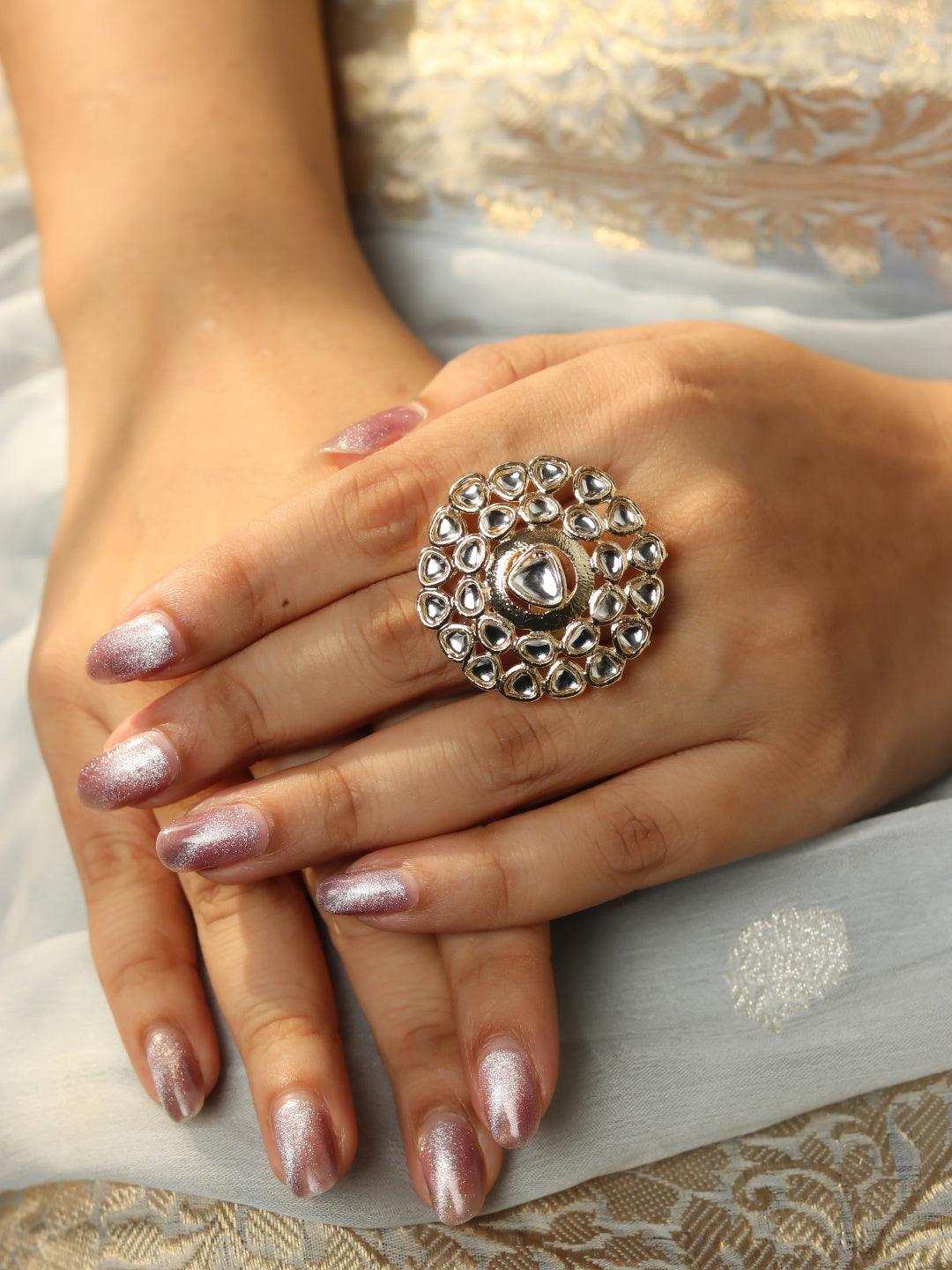 Ishhaara White Floral Motif Kundan Ring