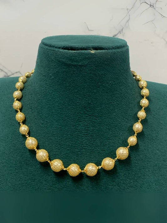 Ishhaara White Golden Jadau Ad Kantha Necklace