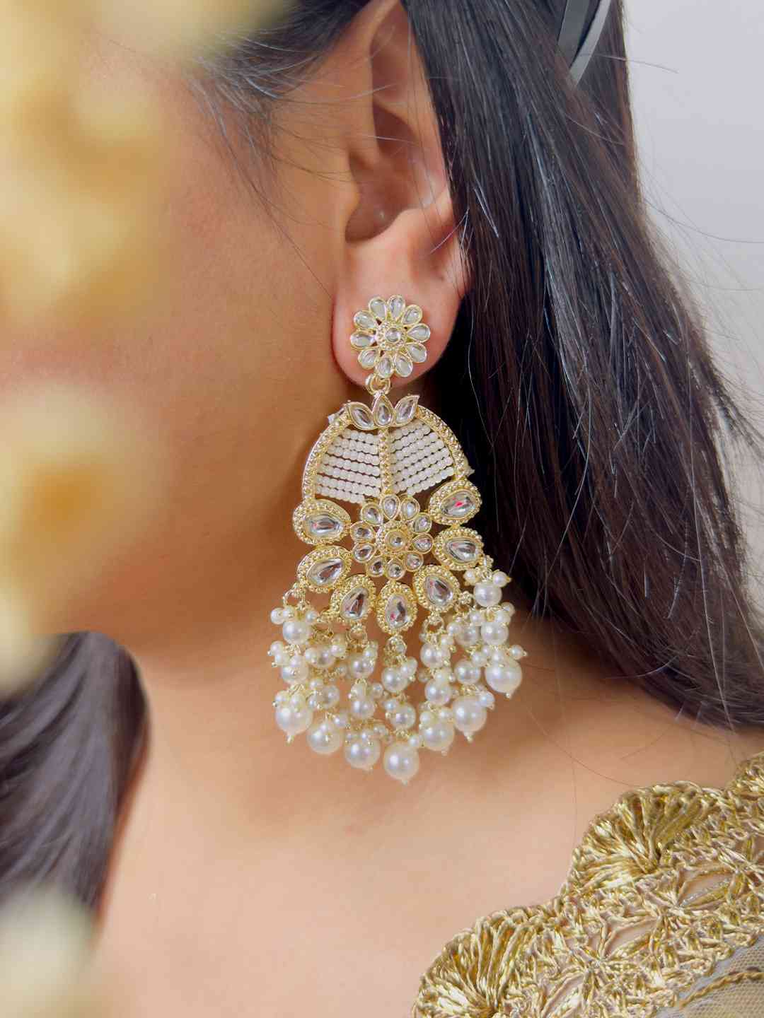 Ishhaara Ivory White Statement Kundan Earrings