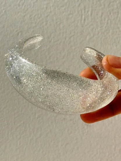 Ishhaara White Jelly Glitter Bracelet