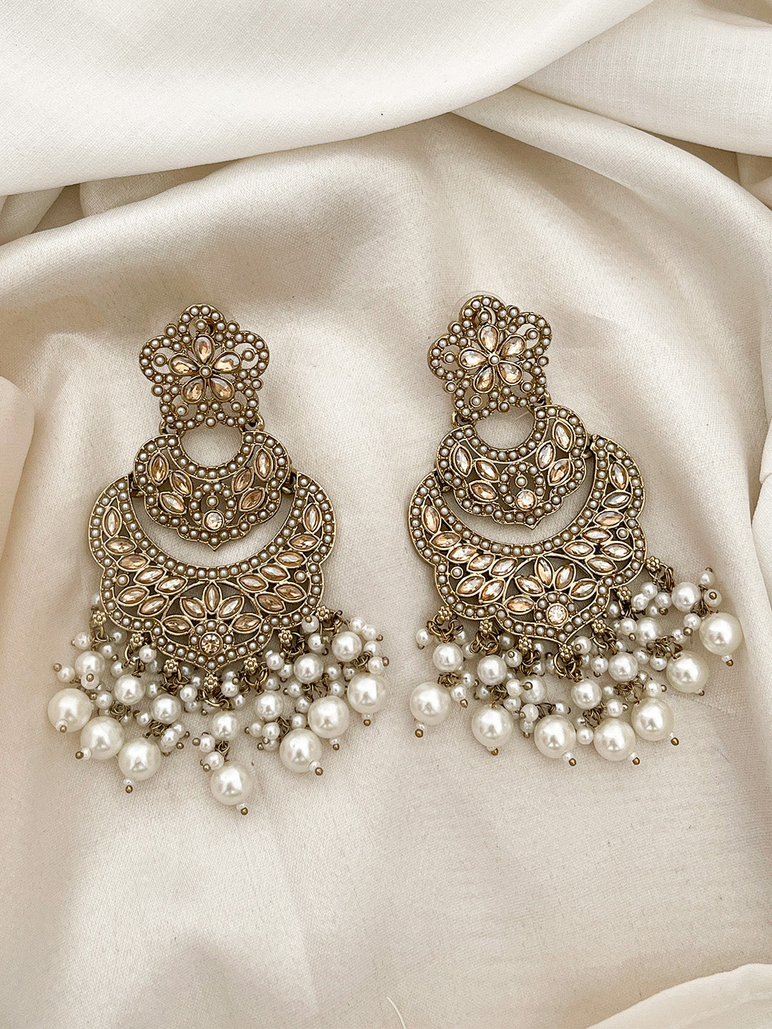 Ishhaara White Kundan Damask Crystal And Stone Studded Danglers