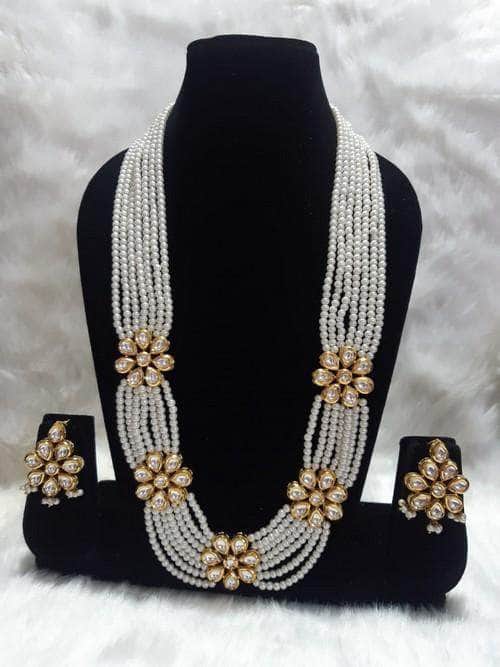 Ishhaara White Kundan Layered Motif Necklace