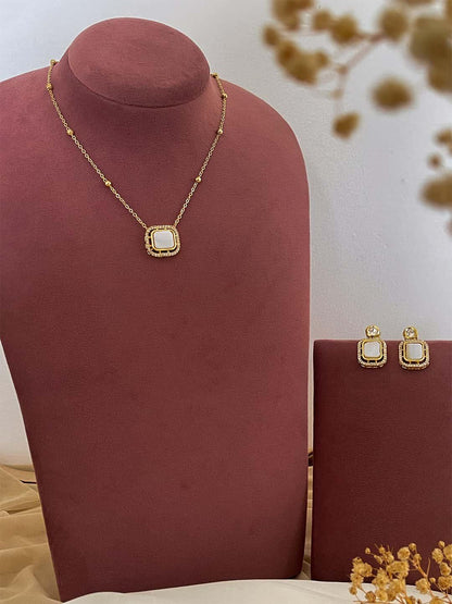 Ishhaara White Mother Of Pearl Square Pendant Necklace