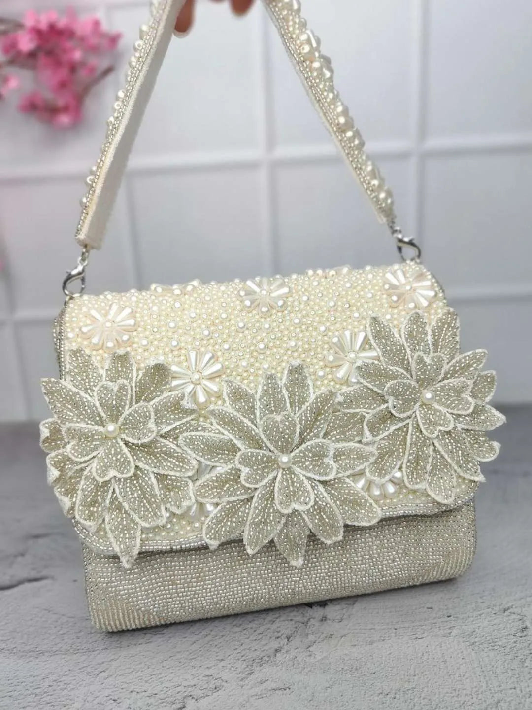 Ishhaara White Pankhri Flap Bag