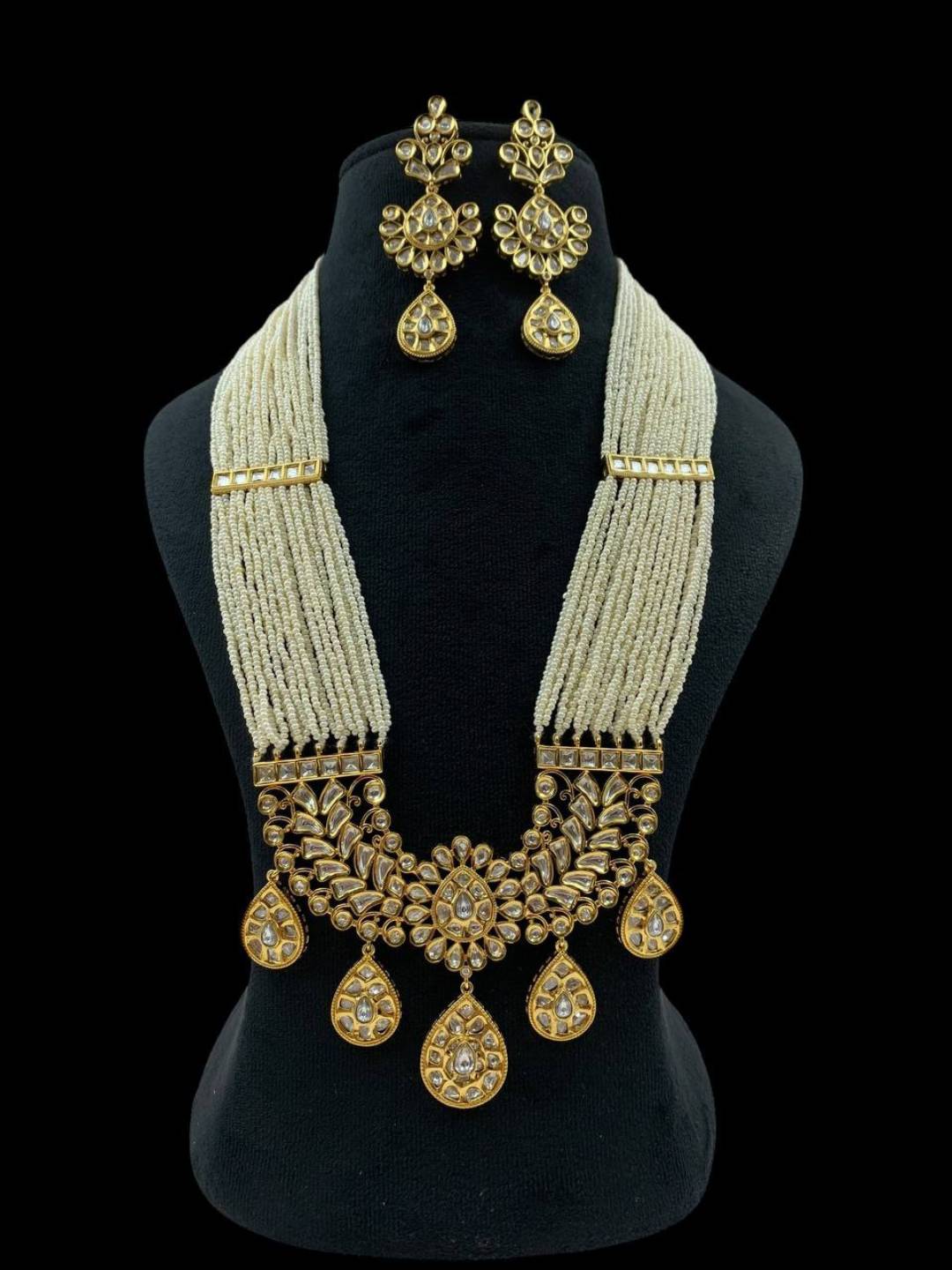 Ishhaara White Premium Long Necklace Set