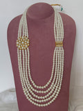 Ishhaara White Side Brooch Pearl Necklace