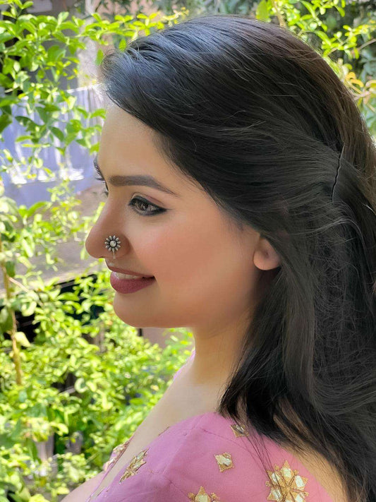Ishhaara White Stone Floral Oxidised Nose Pin